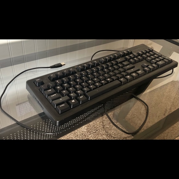 Light-up Keyboard - Picture 3 of 6